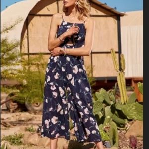 Altered State Floral Triangle Cutout Jumpsuit size L